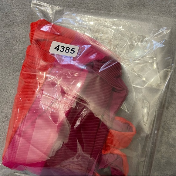 New! Beach Riot Joyce swimsuit be mine colorblock 24385 - Picture 8 of 8